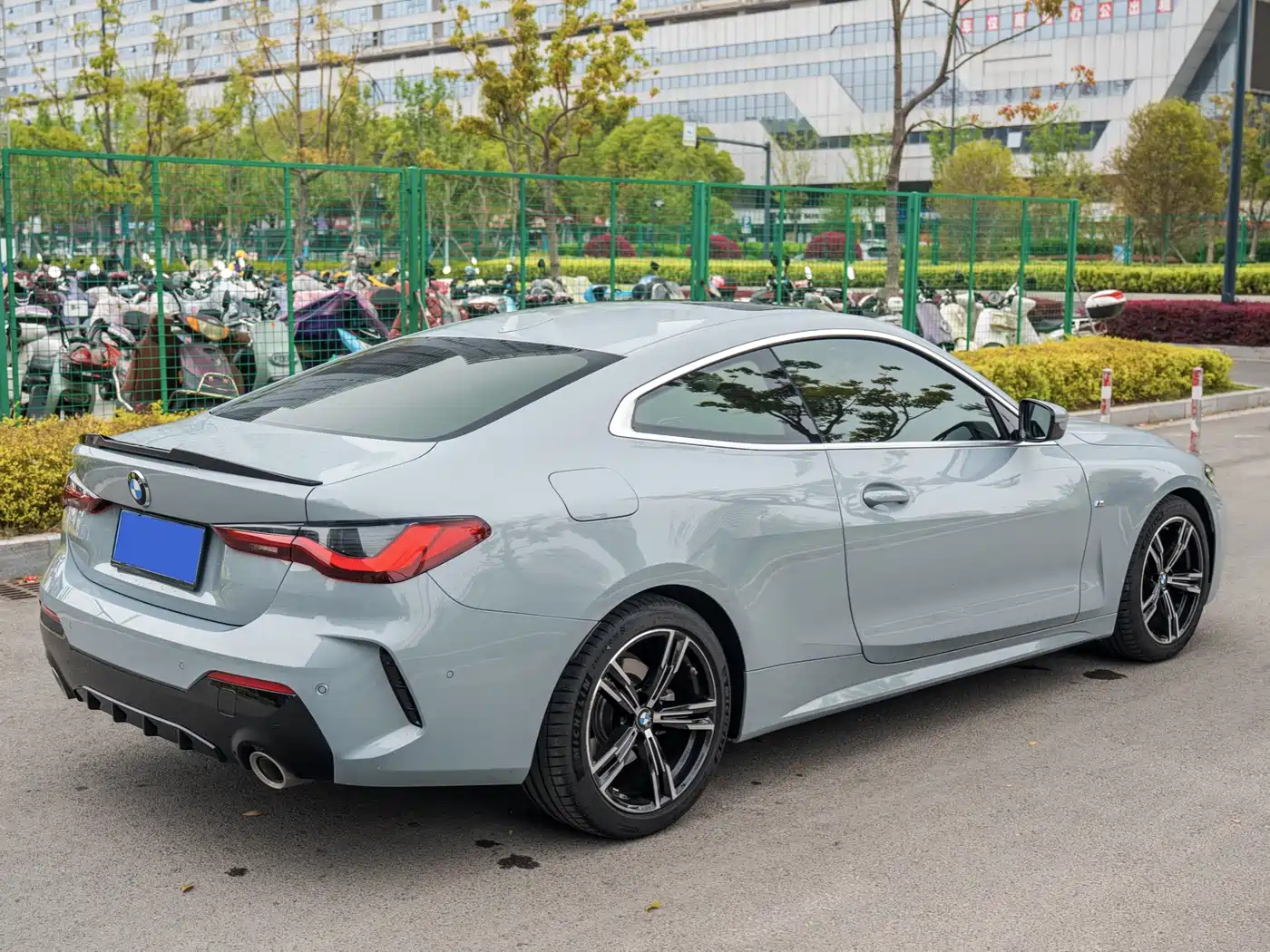 BMW 4-SERIES