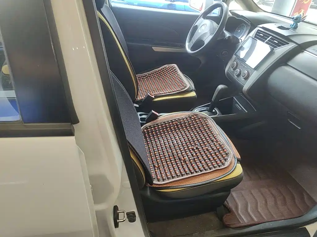 Venucia R50X 2014 2013 1.6L Automatic