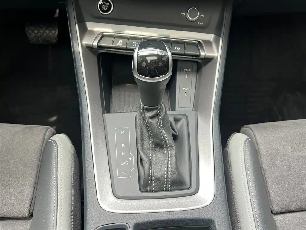 Audi Q3 2022 35 TFSI Fashion Dynamic фото 15