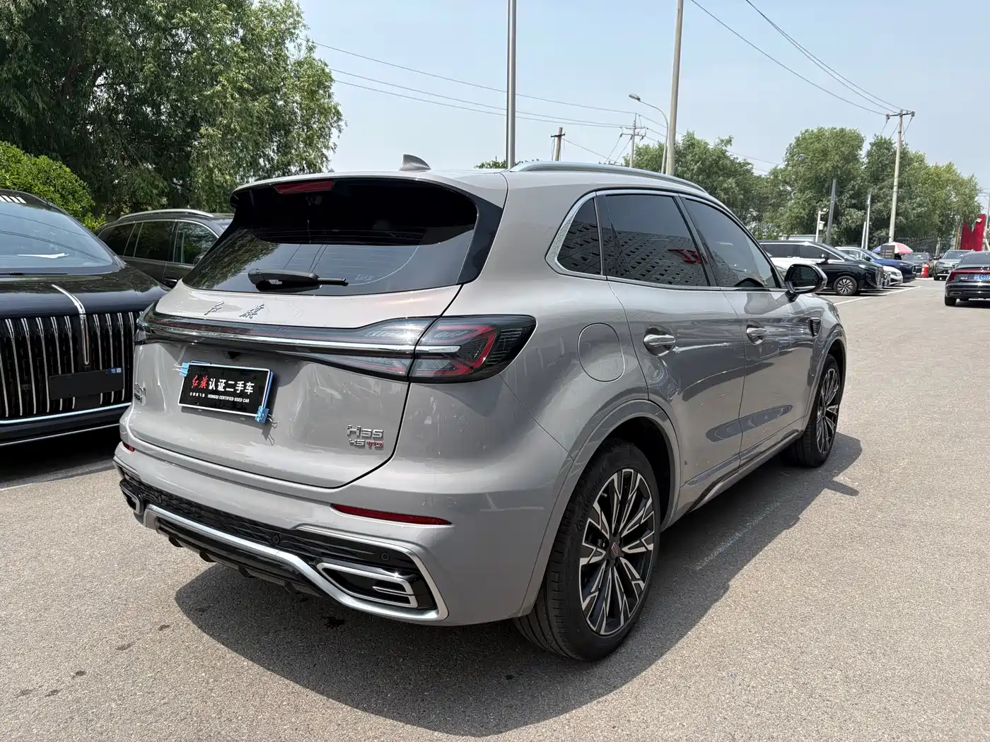 Hongqi HS5 2023 2.0T AWD Flag Enjoy Pro Edition фото 5
