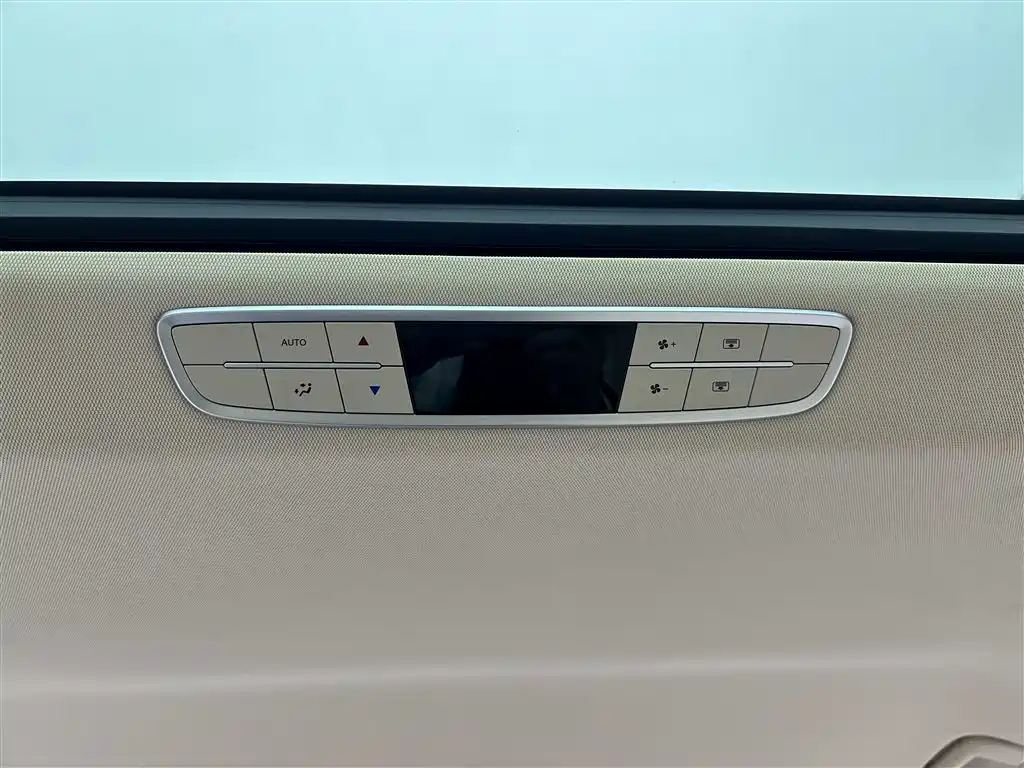 PENTIUM M9