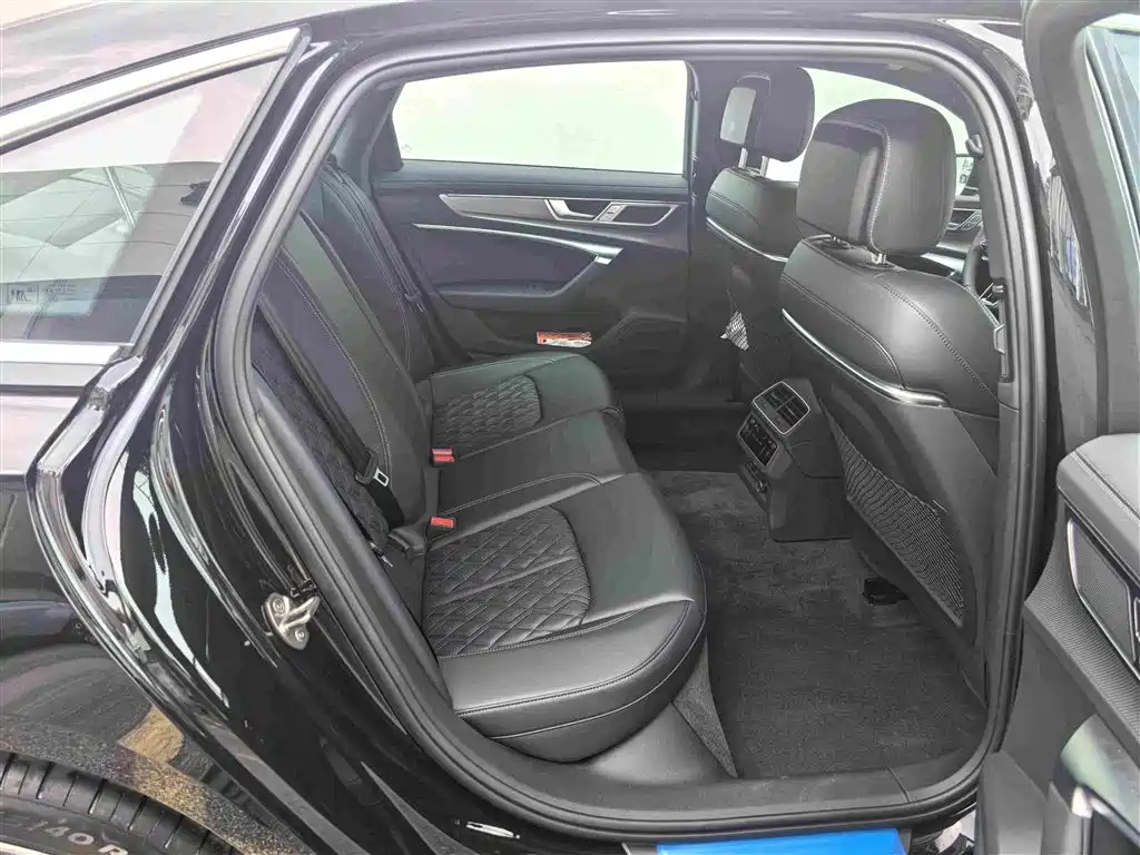 Audi A6L 2026 2026 Model Year 45 TFSI Premium Dynamic