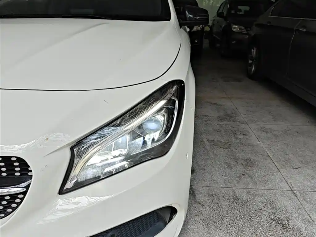 Mercedes-Benz CLA (Import) 2016 Facelift CLA 220 4MATIC фото 24