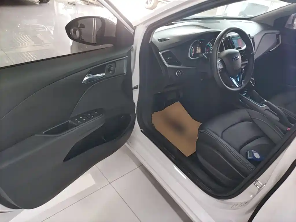Chevrolet Cavalier 2019 320 Automatic Joy Edition фото 16