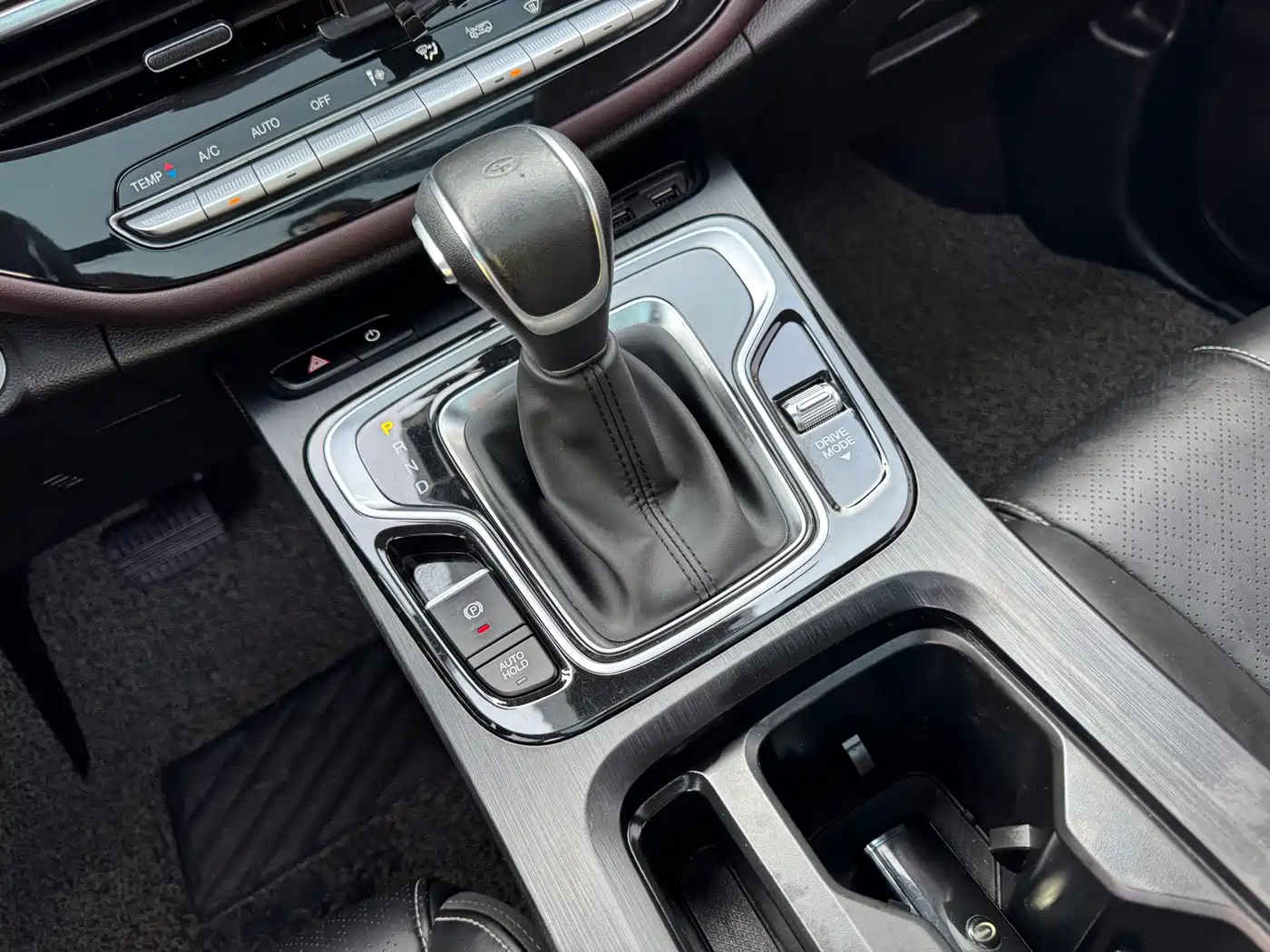 GAC Trumpchi Trumpchi M6 2021 270T DCT Premium Edition (7-seater) фото 22