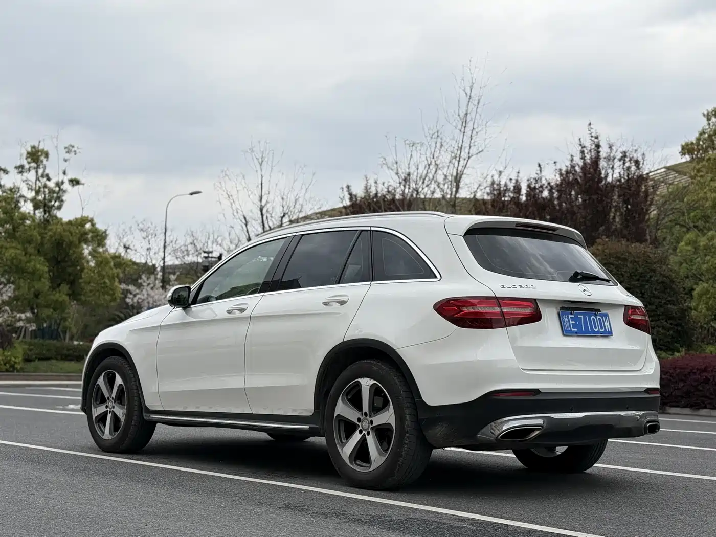 Mercedes-Benz GLC 2016 GLC 300 4MATIC Dynamic фото 4
