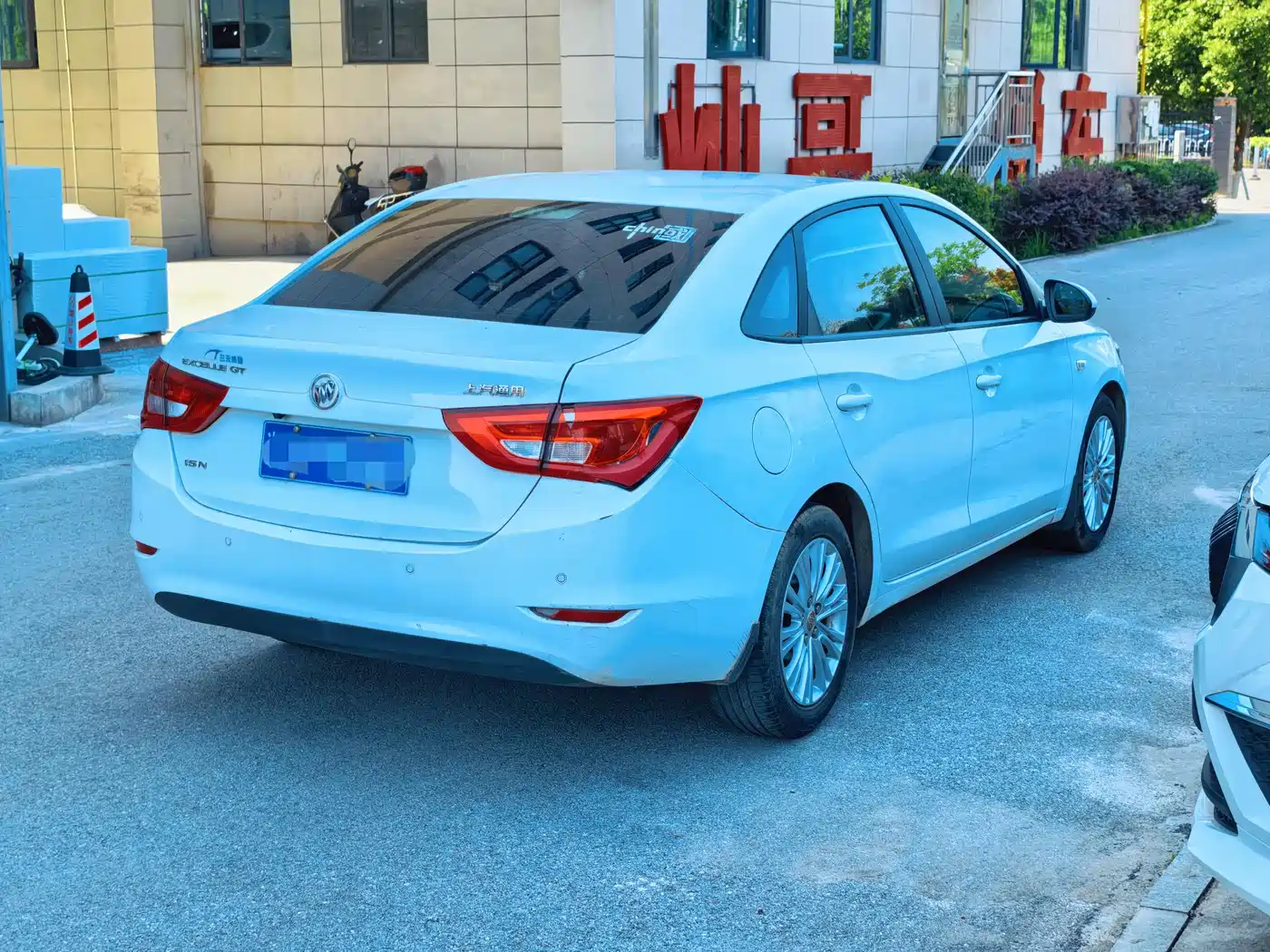 Buick Excelle 2016 15N Automatic Elite фото 5