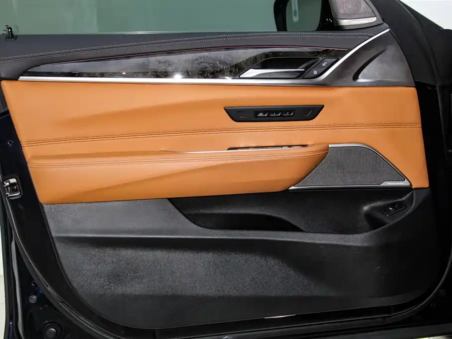 BMW 6 Series GT 2021 630i M Sport Package фото 15