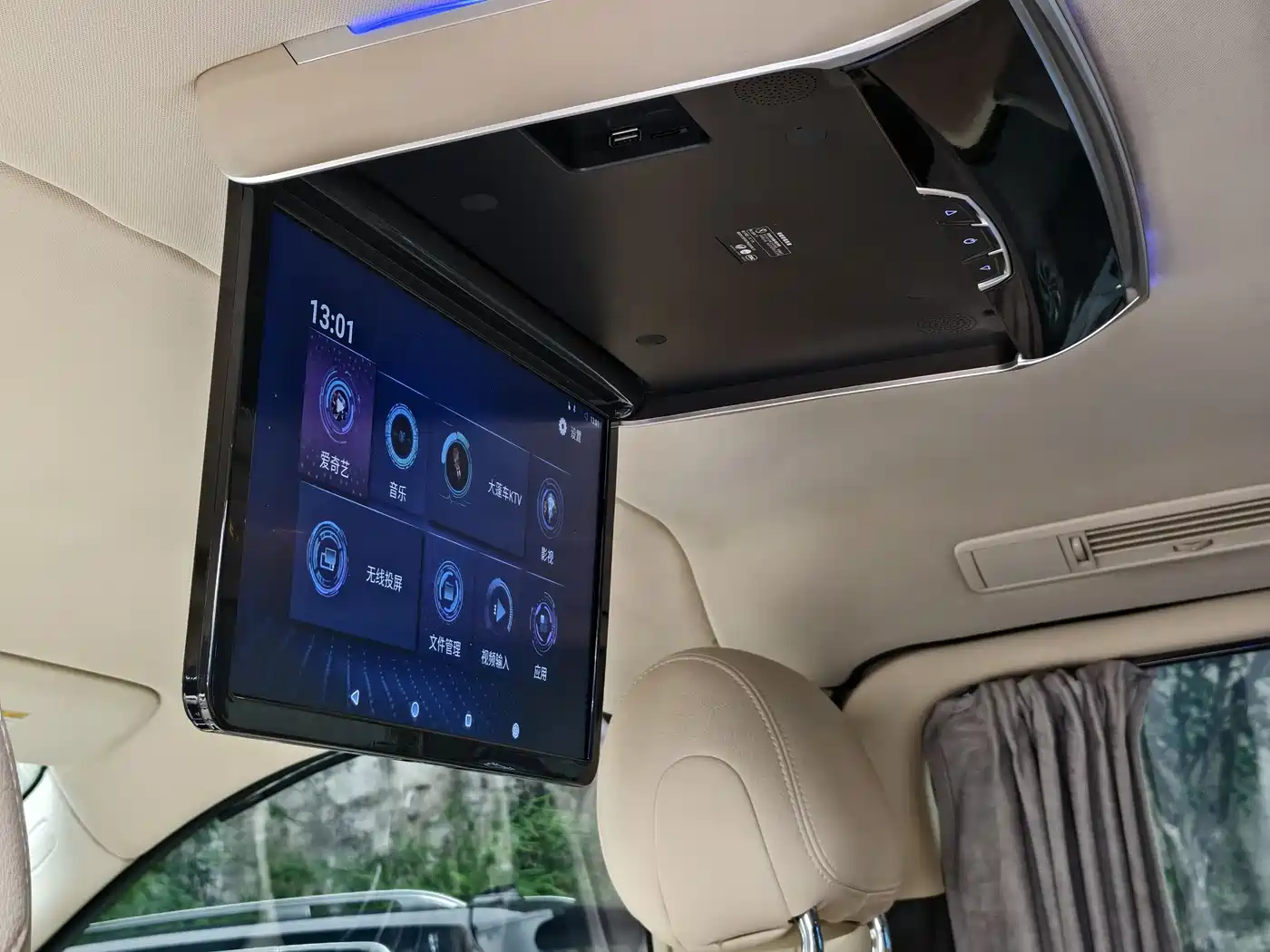 Mercedes-Benz Vito 2021 2.0T Business Edition 7-seater фото 16