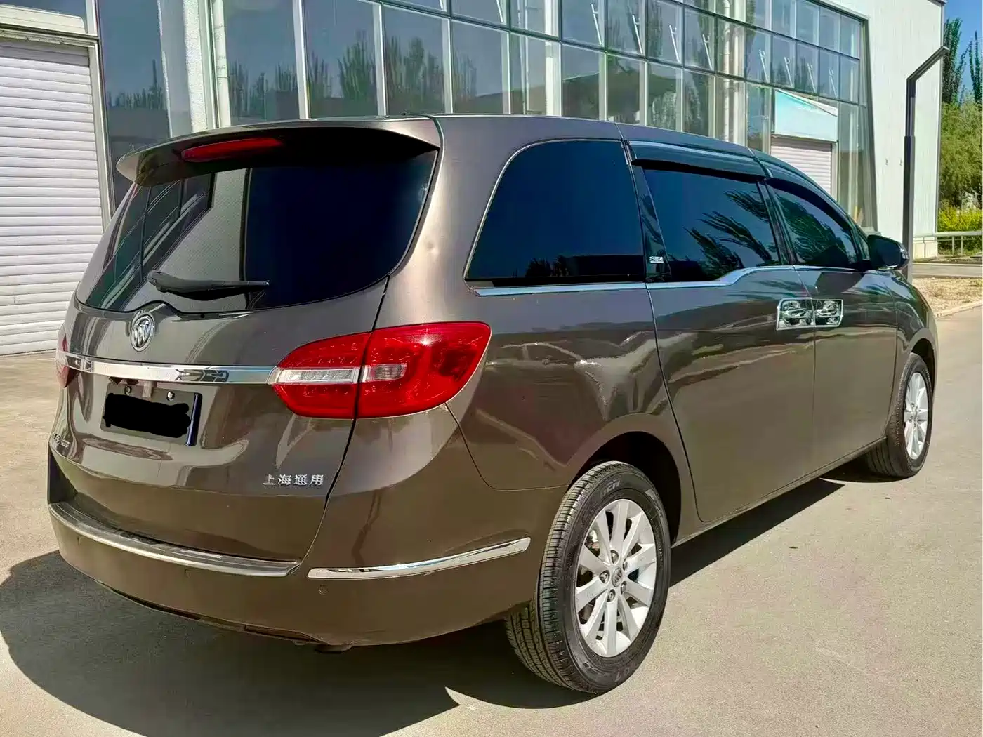 Buick GL8 2014 2.4L CT Luxury Business Comfort фото 4