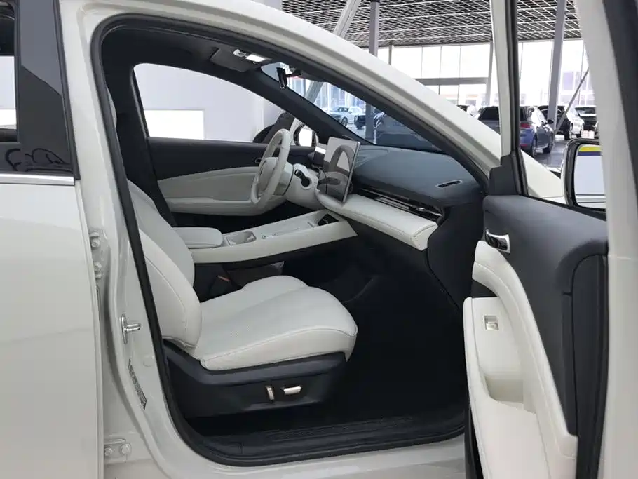 Baojun Yunhai 2025 2024 600km Pure Electric Version