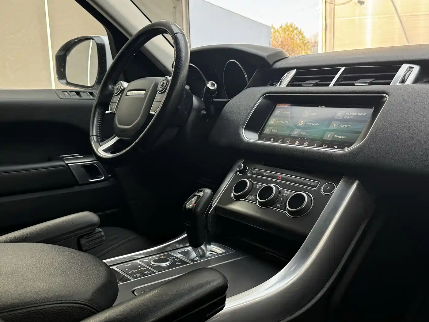 Land Rover Range Rover Sport 2017 3.0 SC V6 SE фото 26