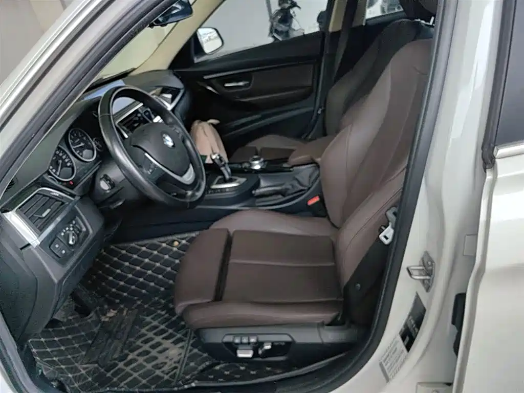 BMW 3 Series 2019 320Li Fashion Type фото 15