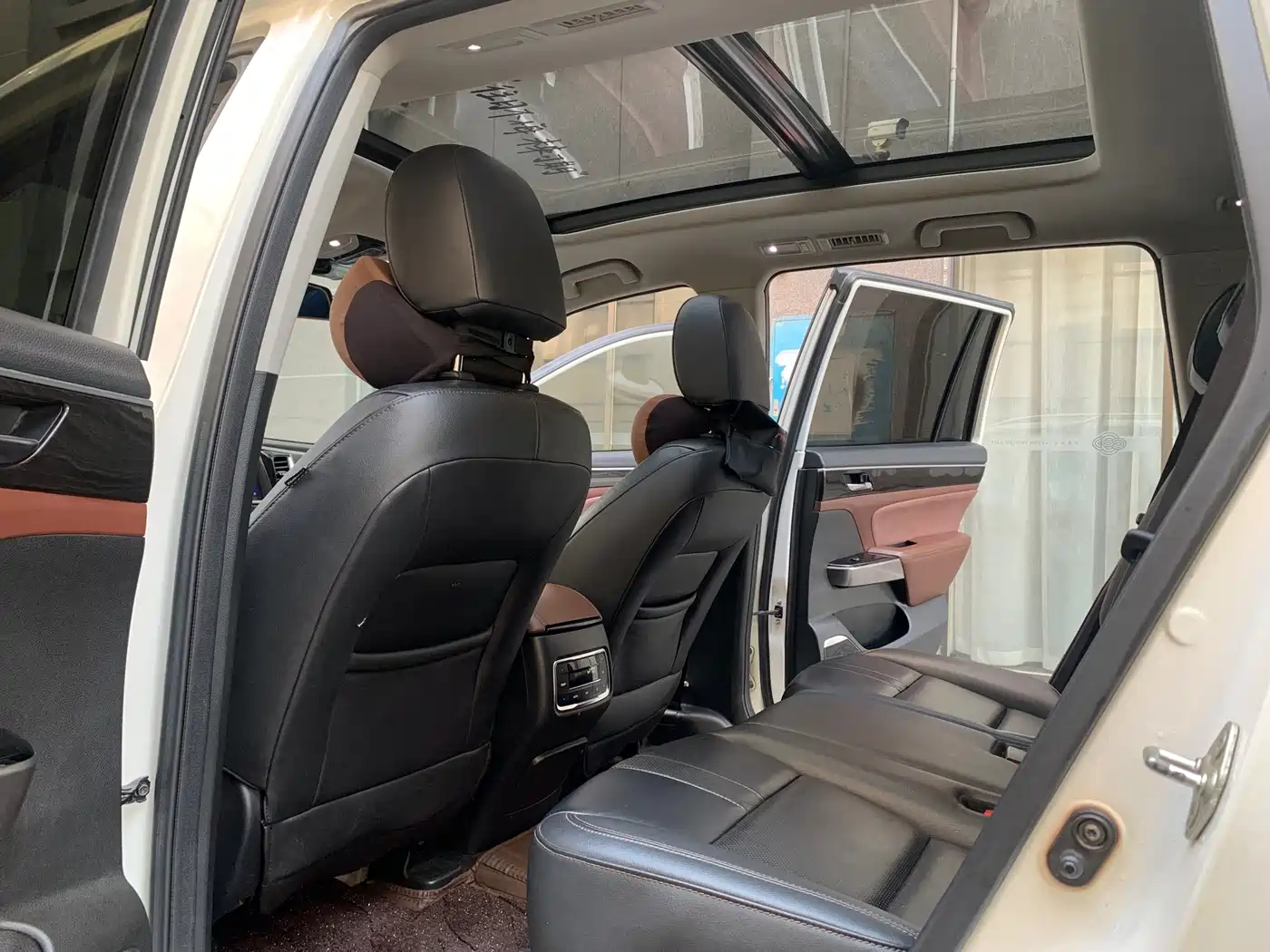 GAC Trumpchi Trumpchi GS8 2017 320T 2WD Luxury Smart Connect (7-seater) фото 11