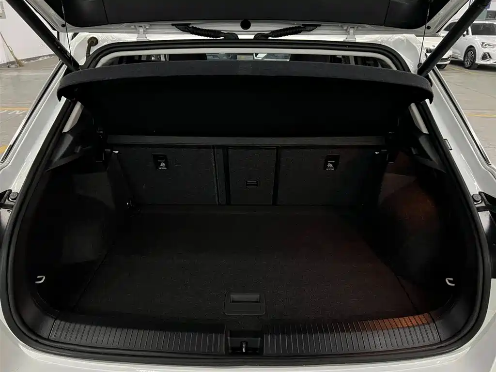 Volkswagen T-ROC 2022 280TSI DSG 2WD Comfort PLUS фото 7