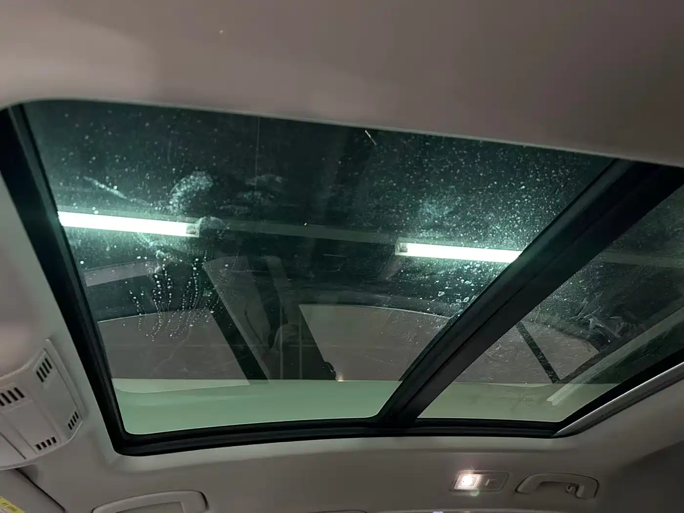 Volkswagen Magotan 2018 330TSI DSG Leading фото 16