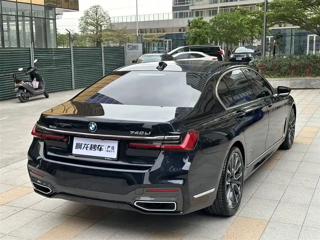 BMW 7 Series 2021 Model 730Li M Sport Package фото 4