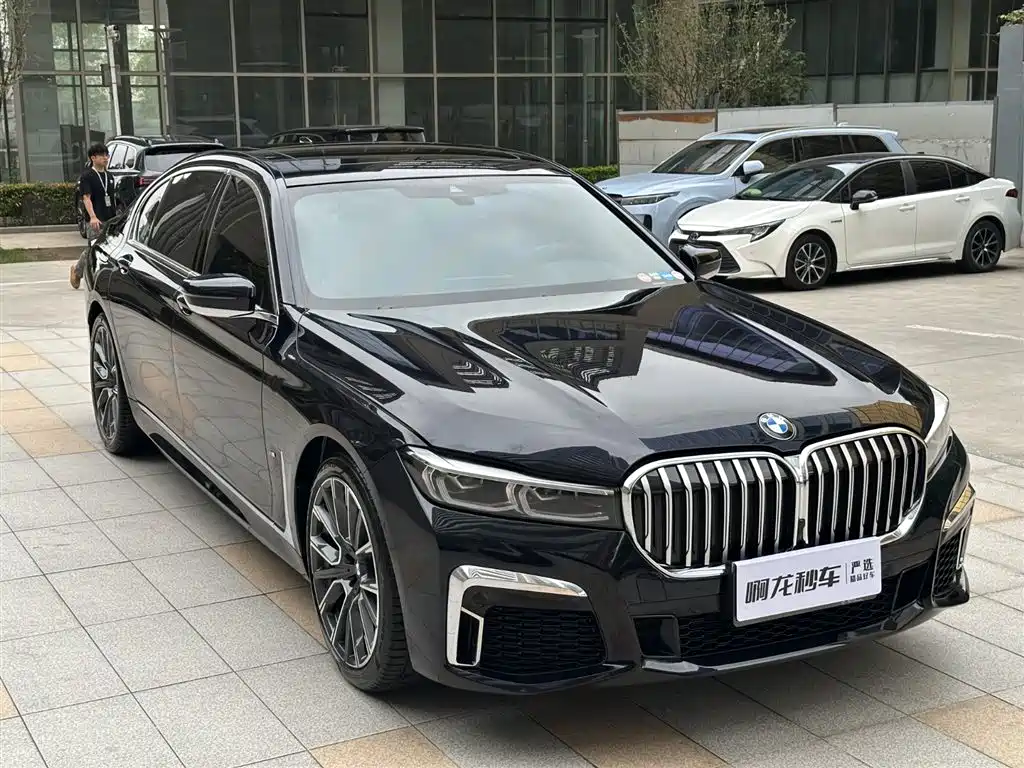 BMW 7 Series 2021 Model 730Li M Sport Package фото 5