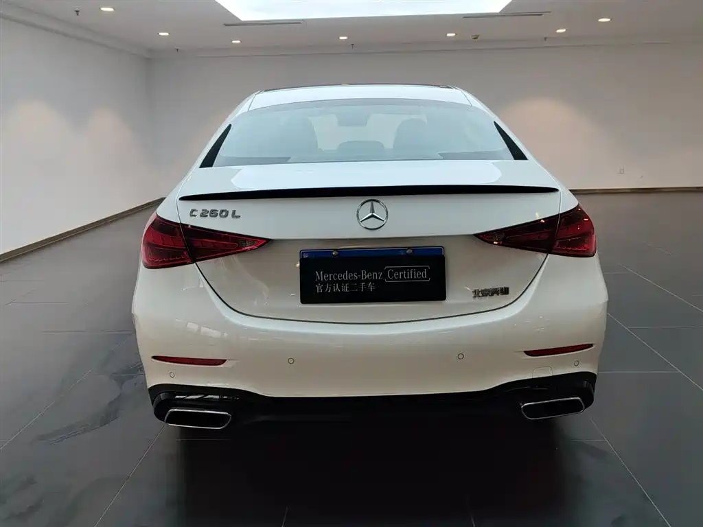 Mercedes-Benz C-Class 2024 C 260 L Night Edition Sport фото 4