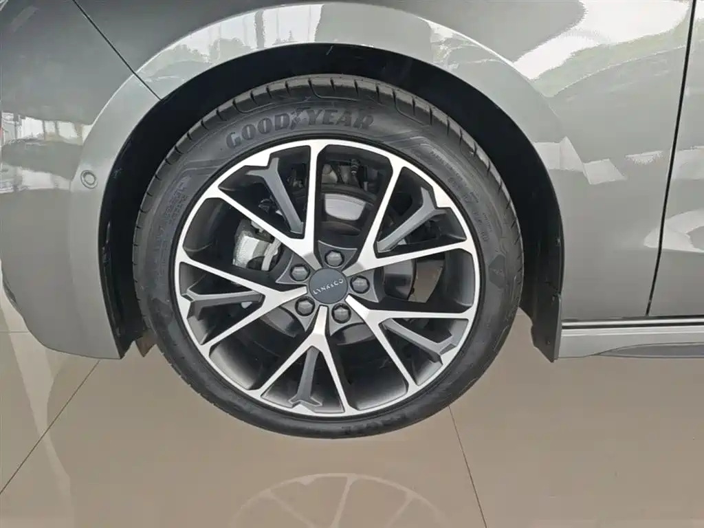 Lynk & Co 03 2022 1.5TD DCT Power Pro фото 23