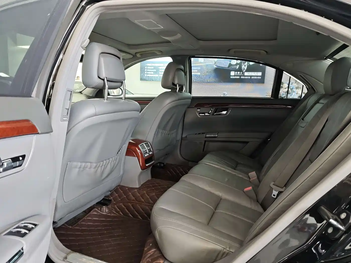 Mercedes-Benz S-Class 2008 S 300 L Business фото 15