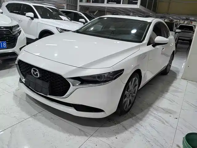 MAZDA 3 ANGKESAILA