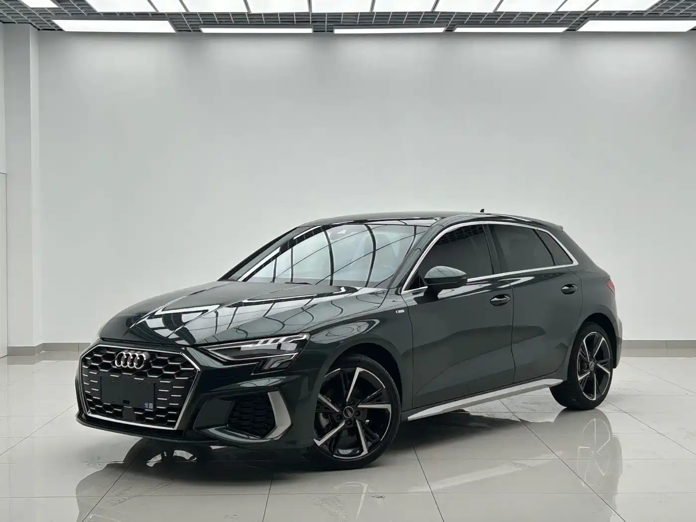 Audi A3 2023 Facelift Sportback 35 TFSI Fashion Sport