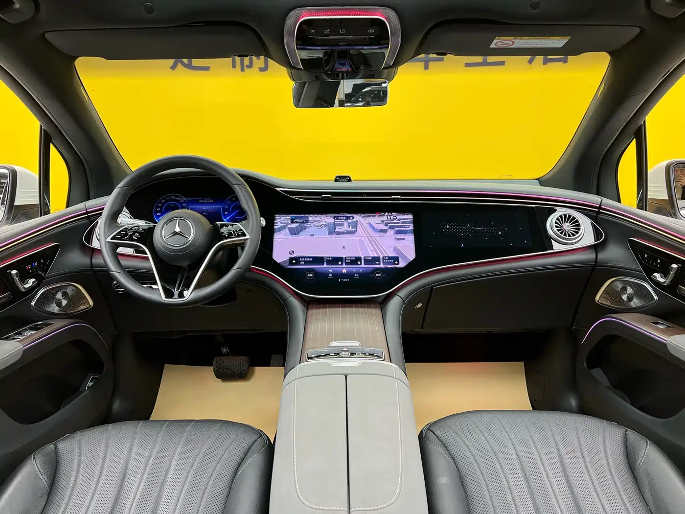 MERCEDES-BENZ EQS SUV