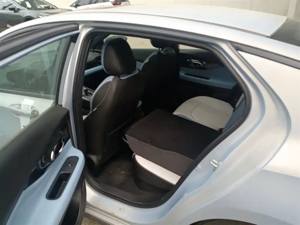 GAC Trumpchi Trumpchi Emkoo 2023 Shadow Leopard H Smart Hybrid фото 17