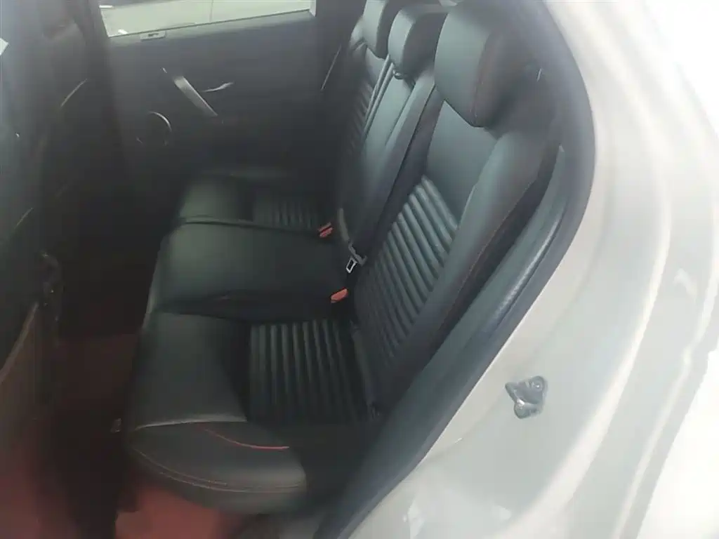 LAND ROVER DISCOVER SPORTS