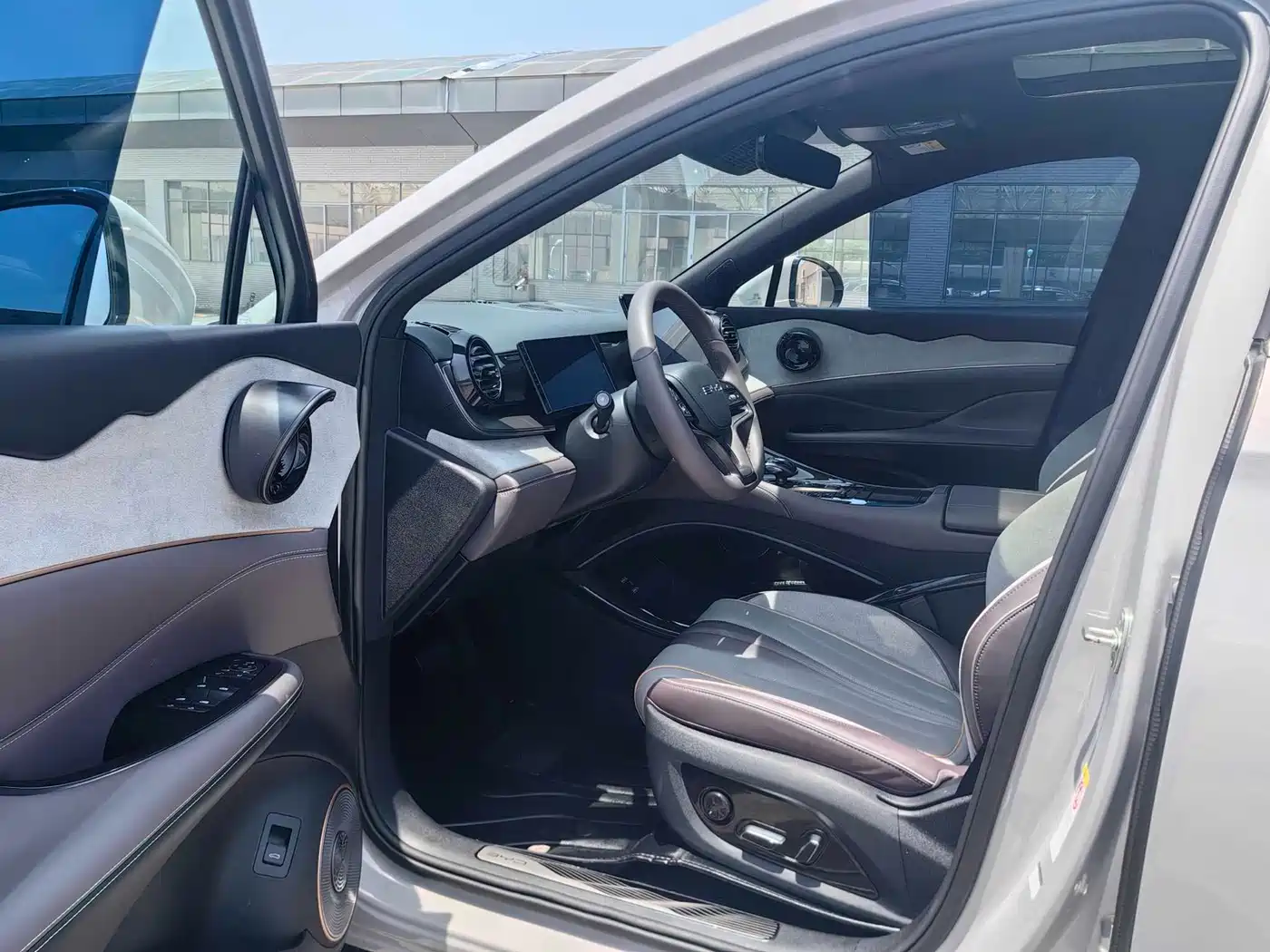 BYD Frigate 07 2023 DM-i 205KM Premium фото 13