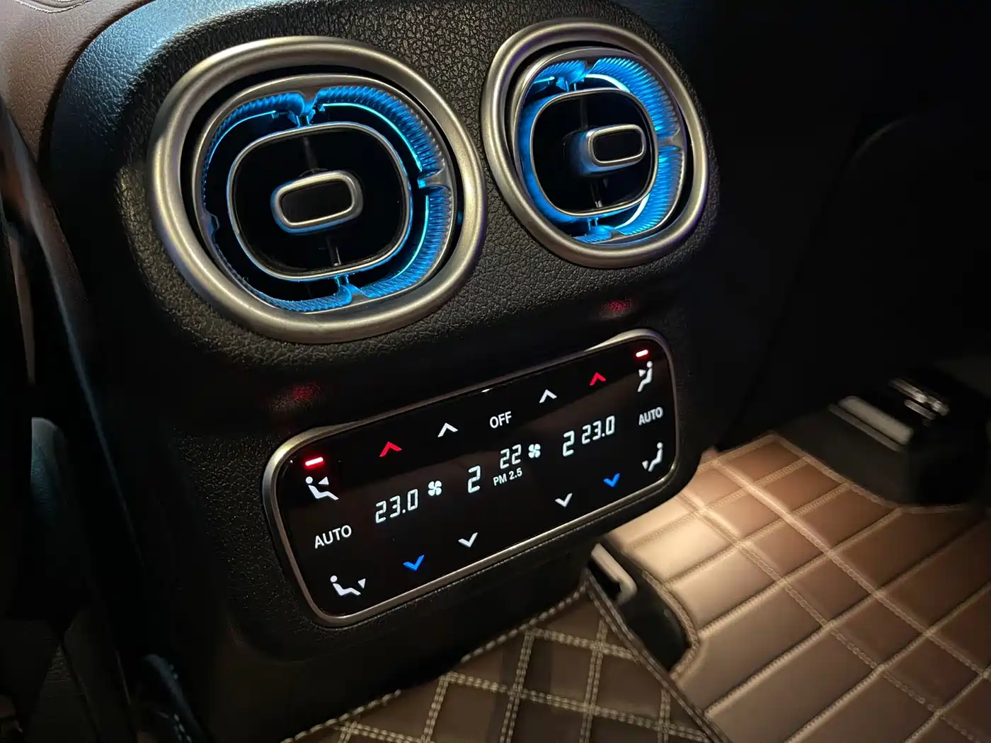Mercedes-Benz GLC 2025 GLC 300 L 4MATIC Dynamic 5-seater фото 18