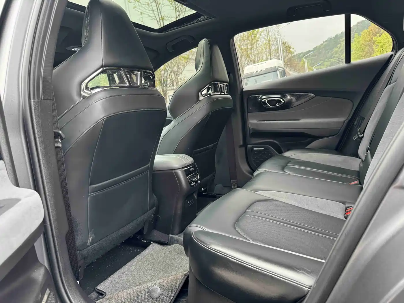 GAC Trumpchi Trumpchi Emkoo 2023 400T Auto R MAX фото 11