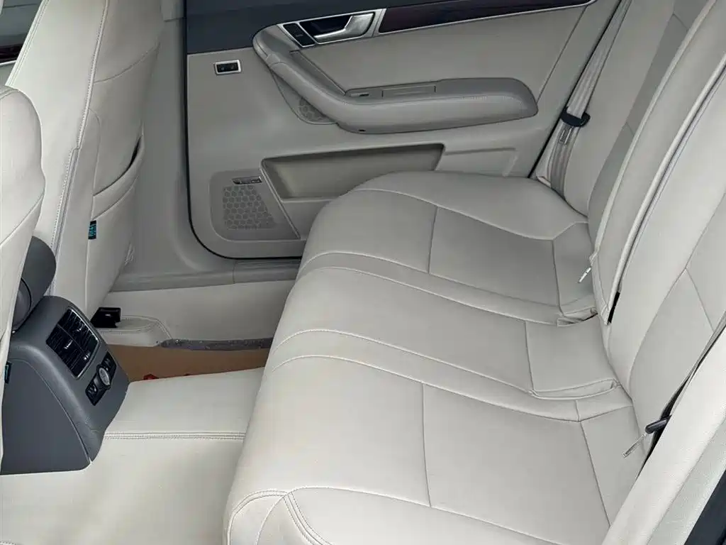 Audi A6L 2011 Model 2.4L Luxury фото 6