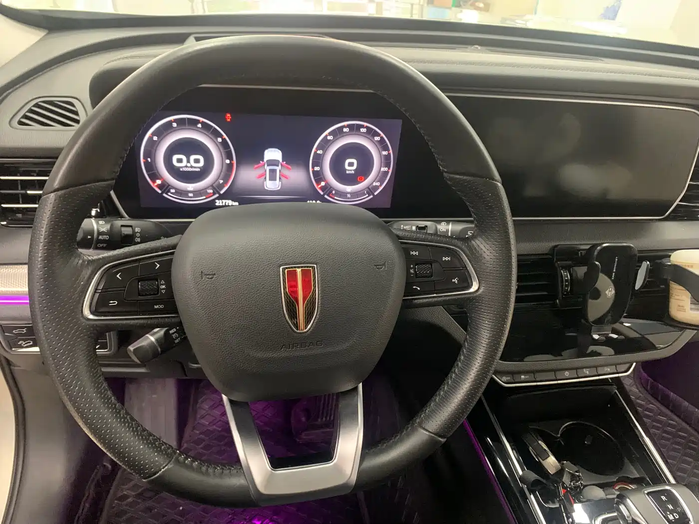 Hongqi HS5 2022 Facelift 2.0T Smart Flag Enjoyment Edition фото 9