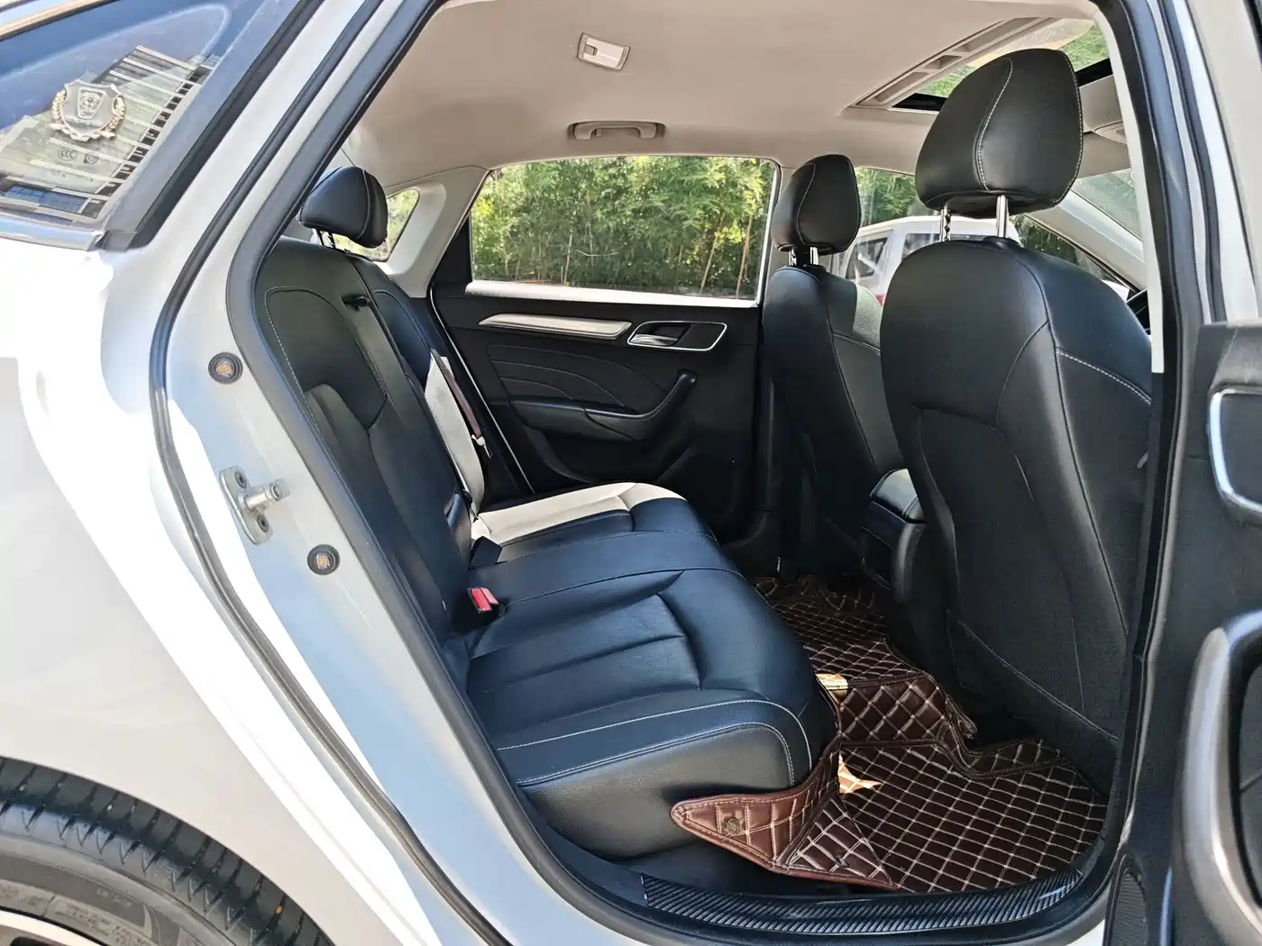 Roewe i6 2018 2018 20T Automatic Flagship Edition