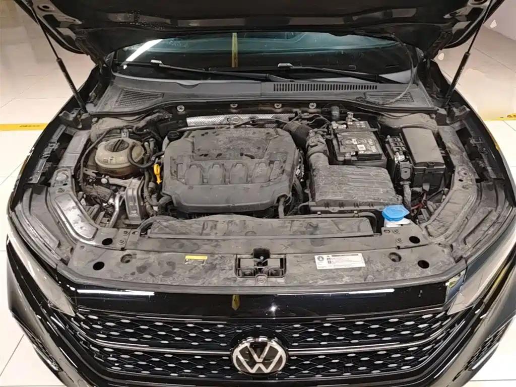 Volkswagen Passat 2024 330TSI Starlight Elite Edition фото 20