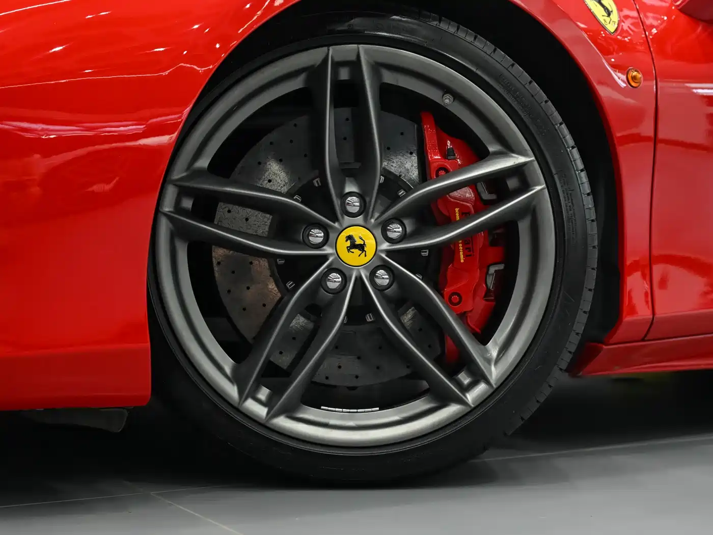 Ferrari 488 2018 2015 488 Spider