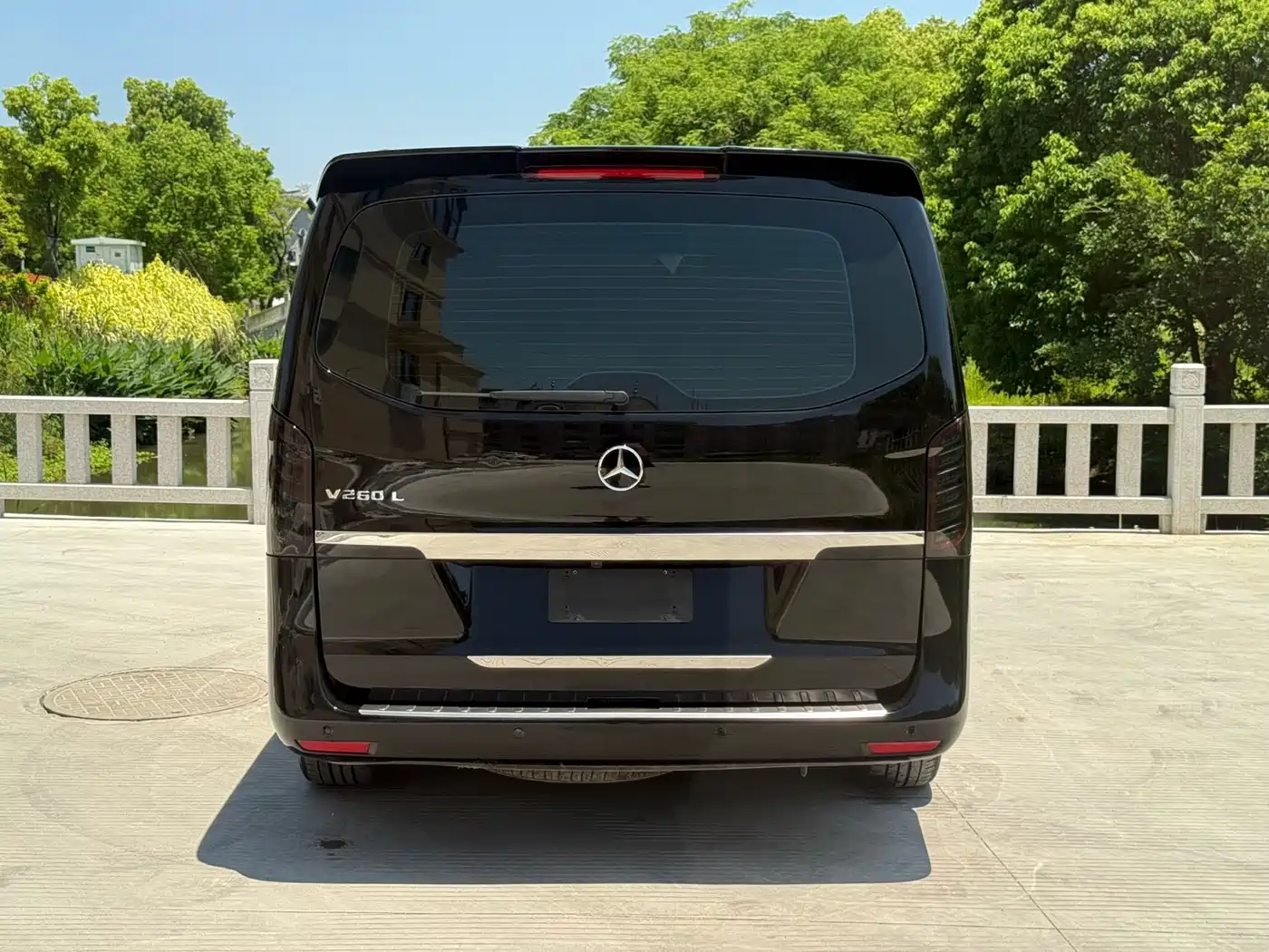 Mercedes-Benz Vito 2023 2.0T Business 7-Seater фото 5