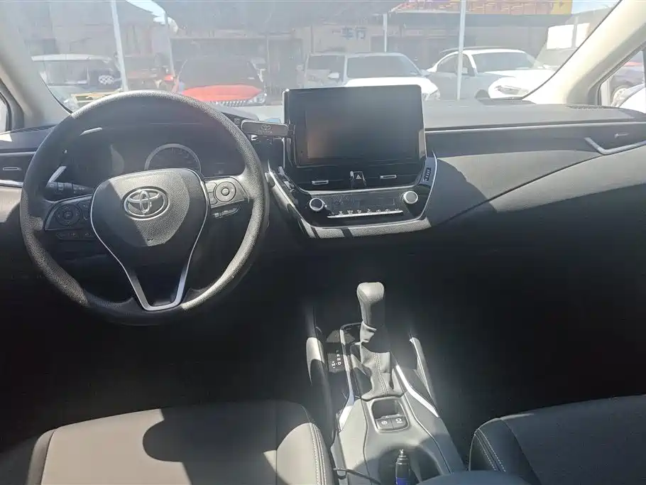 Toyota Corolla 2021 TNGA 1.5L CVT Elite Edition фото 12