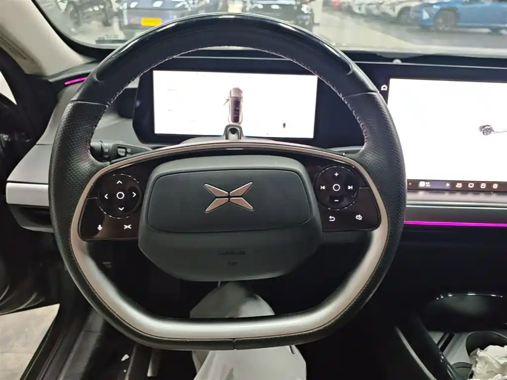 XIAOPENG P7