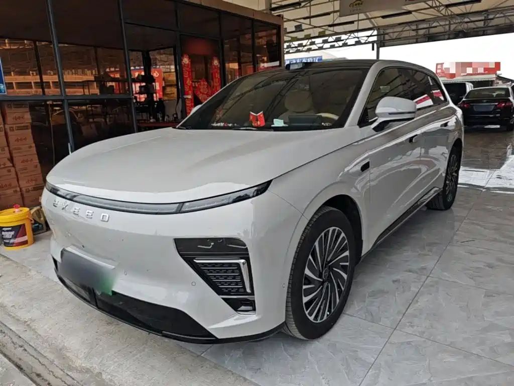 Exeed Exlantix ET 2024 Extended Range 240 Ultra AWD