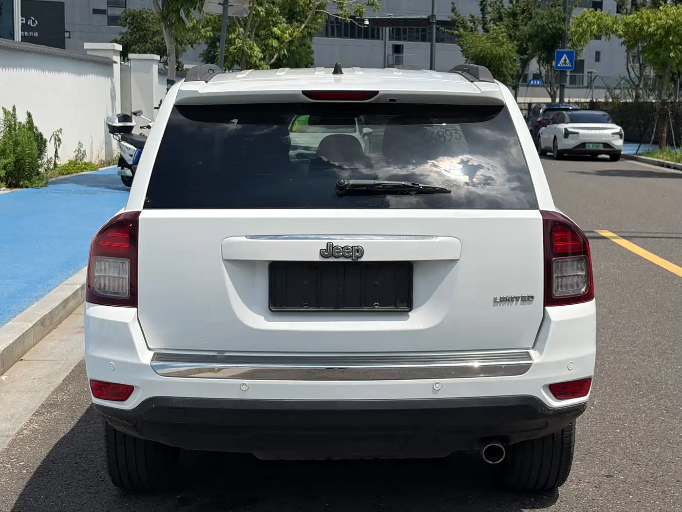 Jeep Compass (Import) 2016 2014 Facelift 2.4L 4WD Luxury Edition
