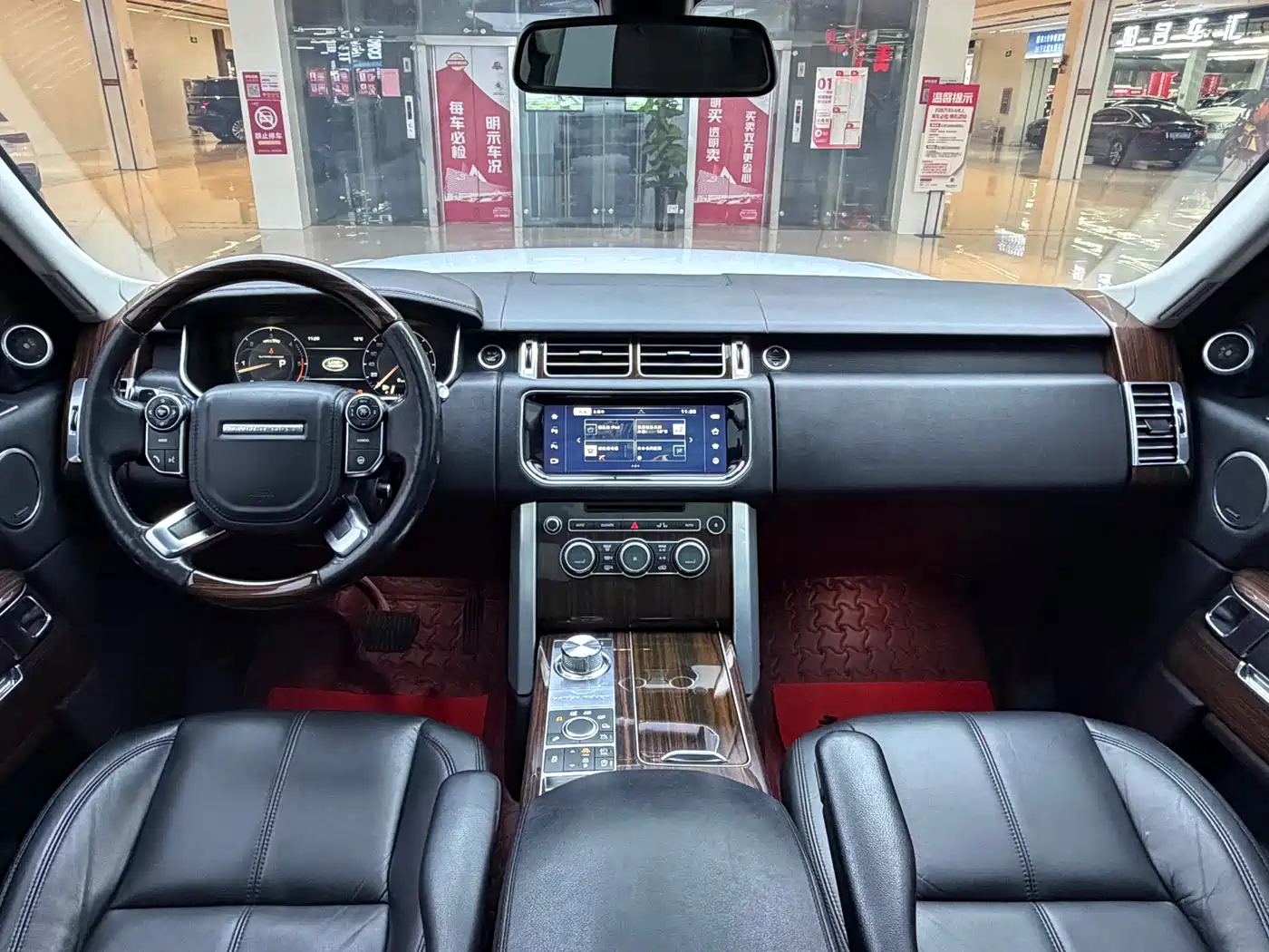 Land Rover Range Rover 2015 3.0 TDV6 Vogue фото 13