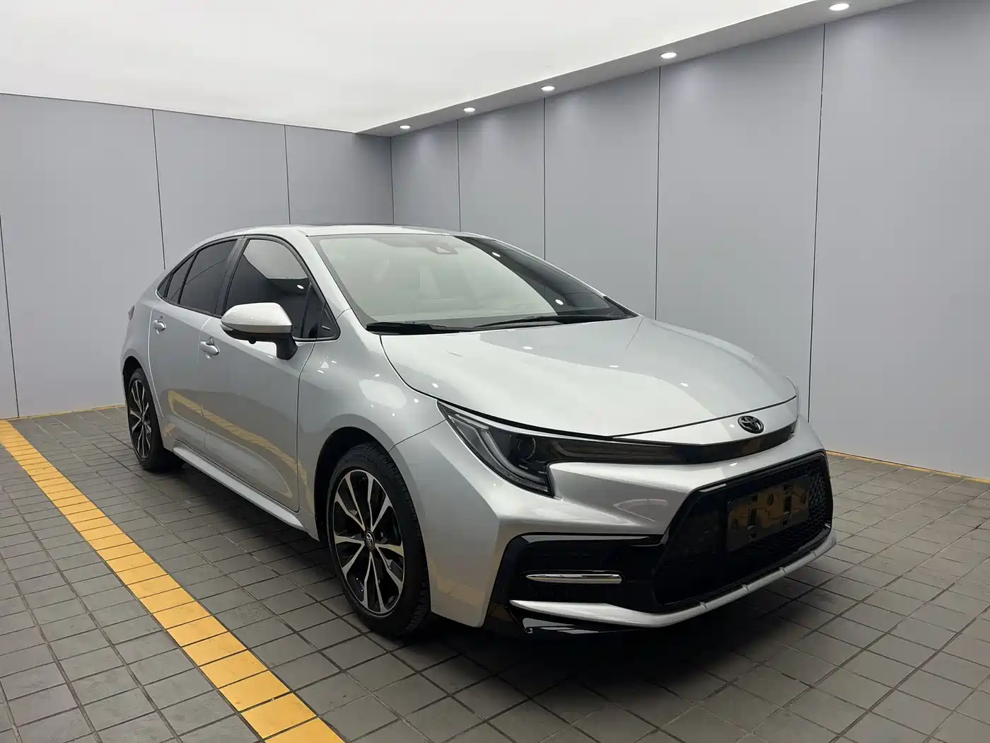 Toyota Levin 2022 185T CVT Sport Edition фото 3