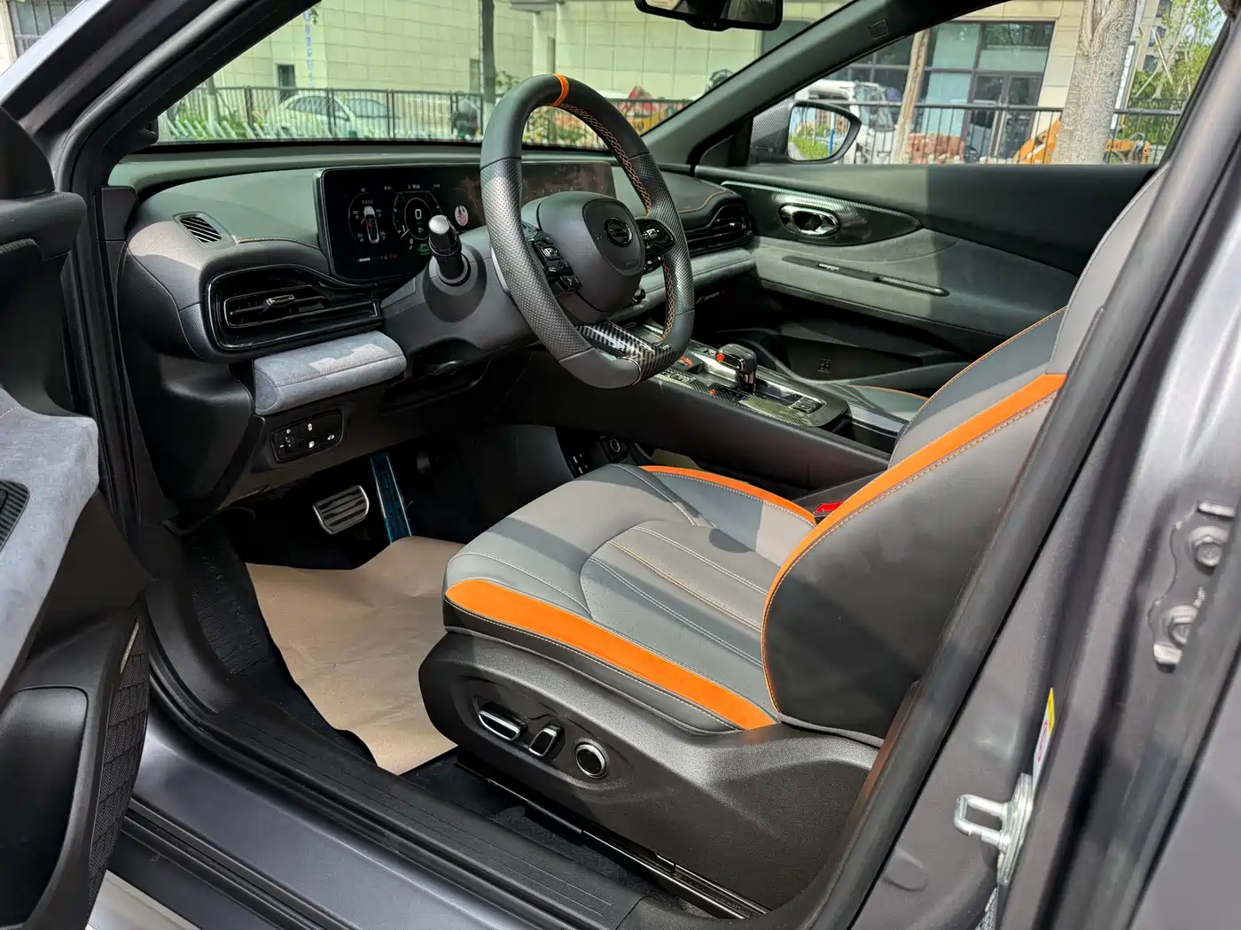GAC Trumpchi Trumpchi Emkoo 2022 270T DCT J16 R-style Track Edition фото 9