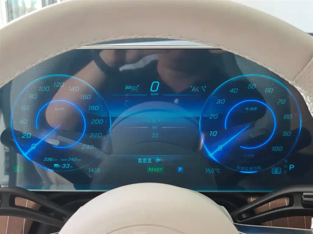 Mercedes-Benz EQE 2025 500 4MATIC Pioneer фото 9