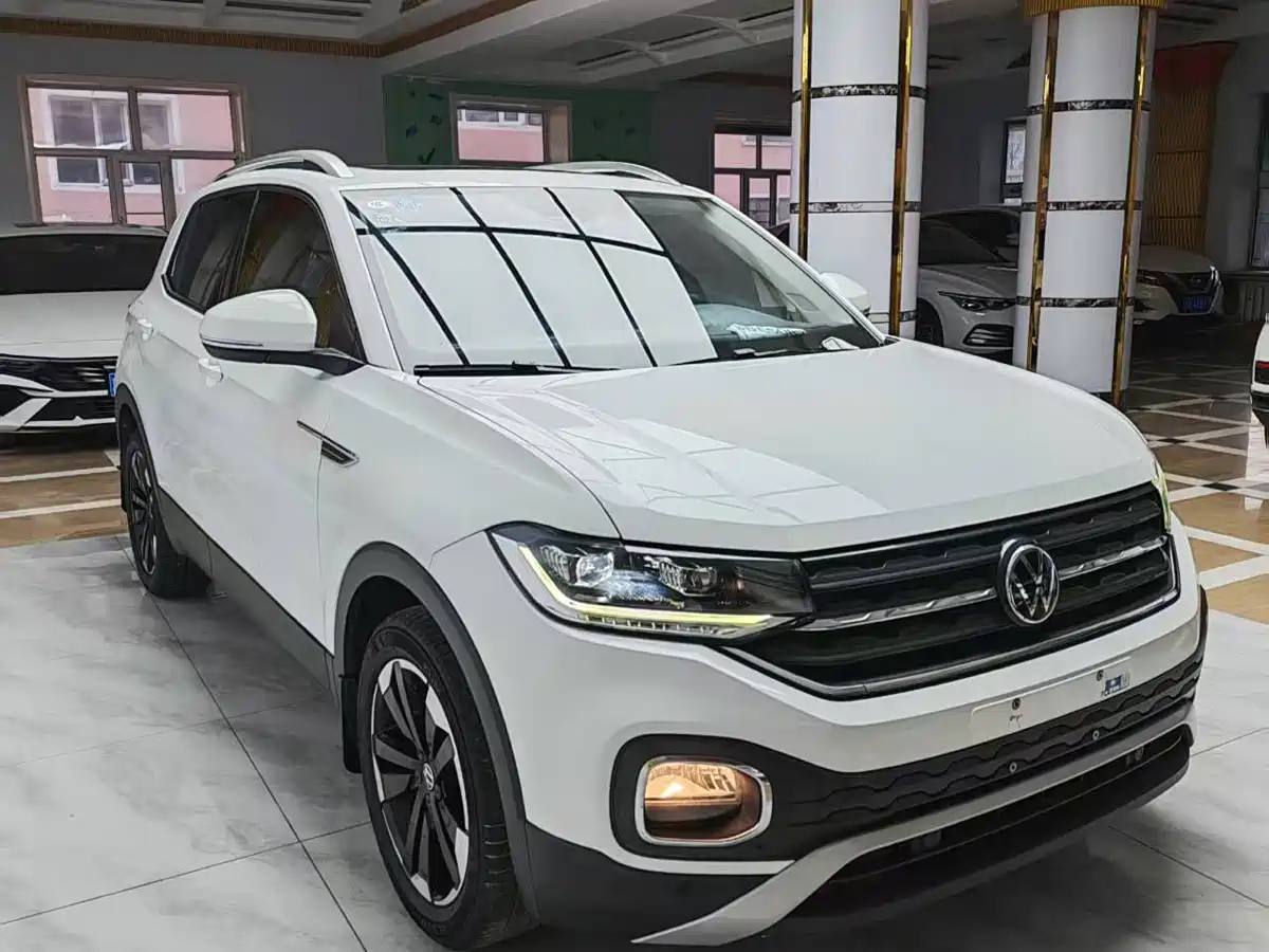 VOLKSWAGEN EXPLORING THE SHADOW