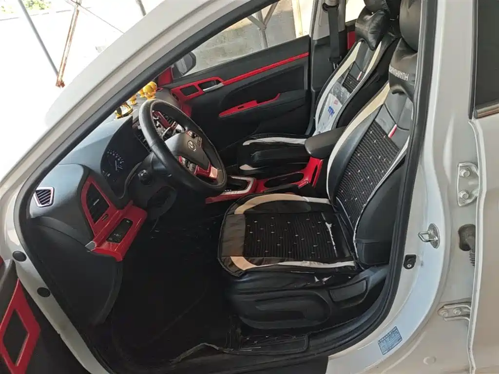 Hyundai Elantra 2016 Model 1.6L Automatic Smart Elite фото 22