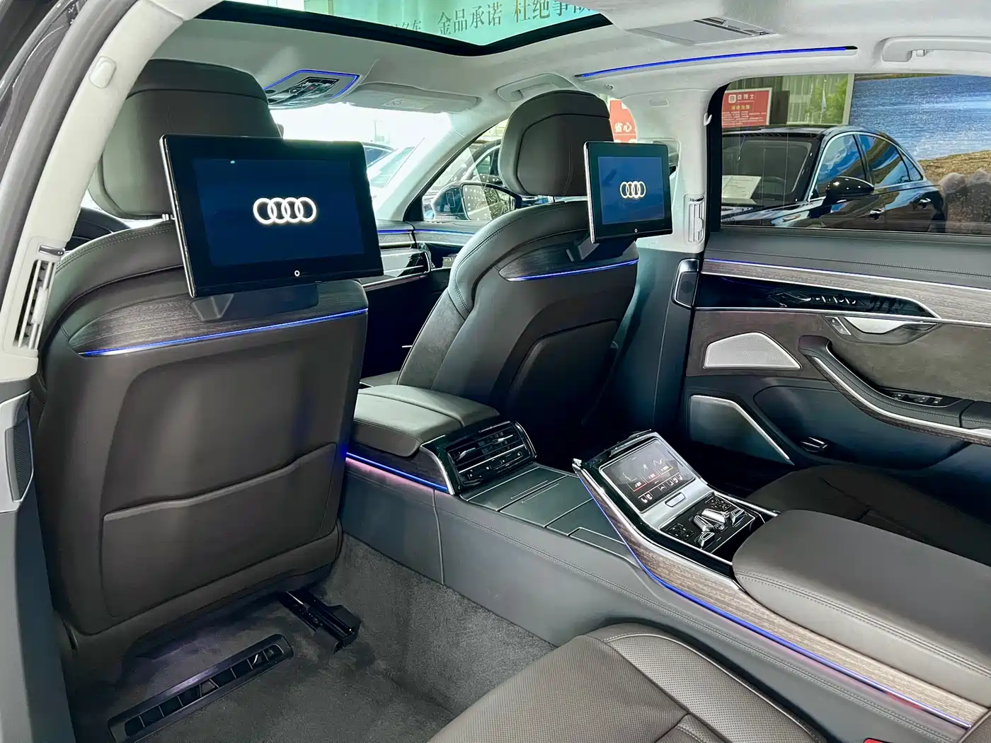 Audi A8 2021 A8L 60 TFSI quattro Premium фото 23